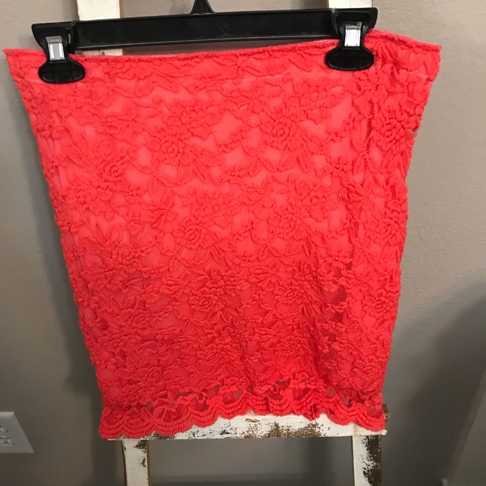 Lace pencil skirt